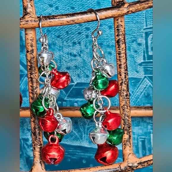 Christmas earrings. Bundle of 3 pair. - Picture 8 of 9